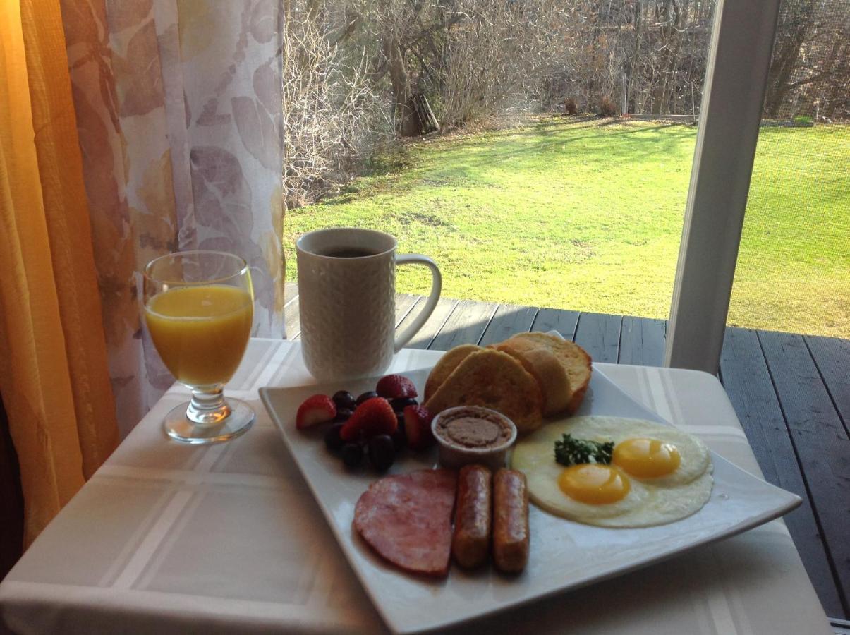 Les Saisons Du Fleuve Bed & Breakfast Lotbiniere Exterior photo