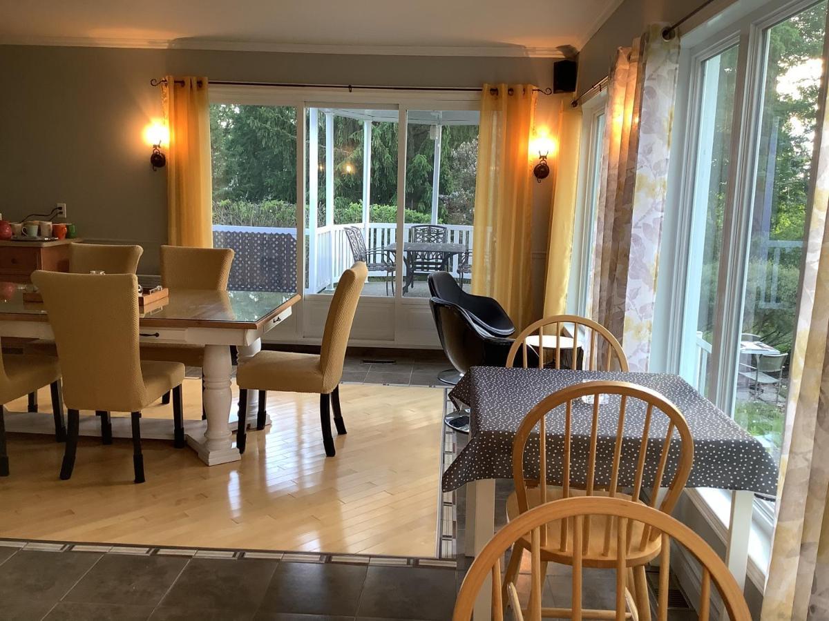 Les Saisons Du Fleuve Bed & Breakfast Lotbiniere Exterior photo