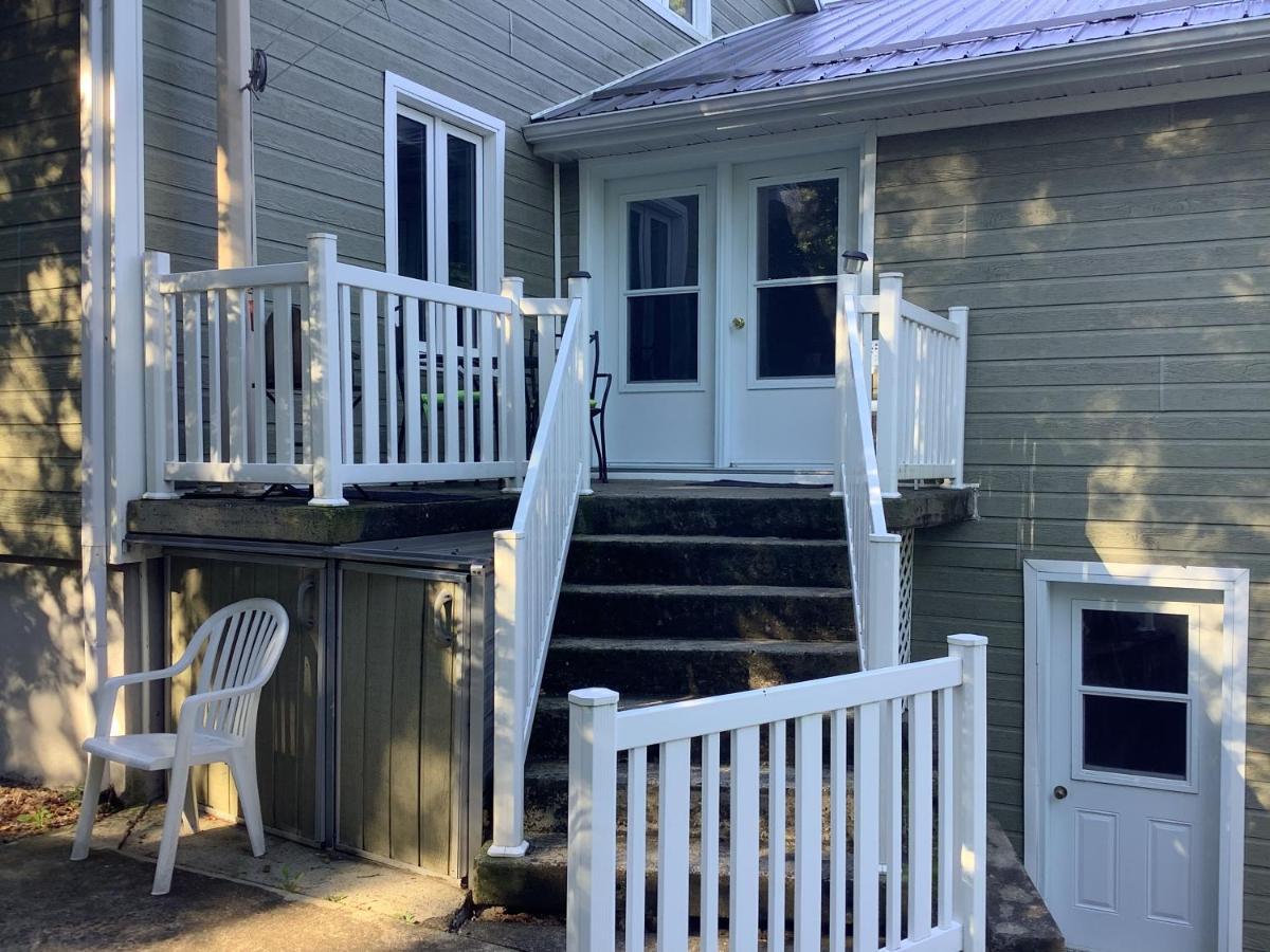Les Saisons Du Fleuve Bed & Breakfast Lotbiniere Exterior photo